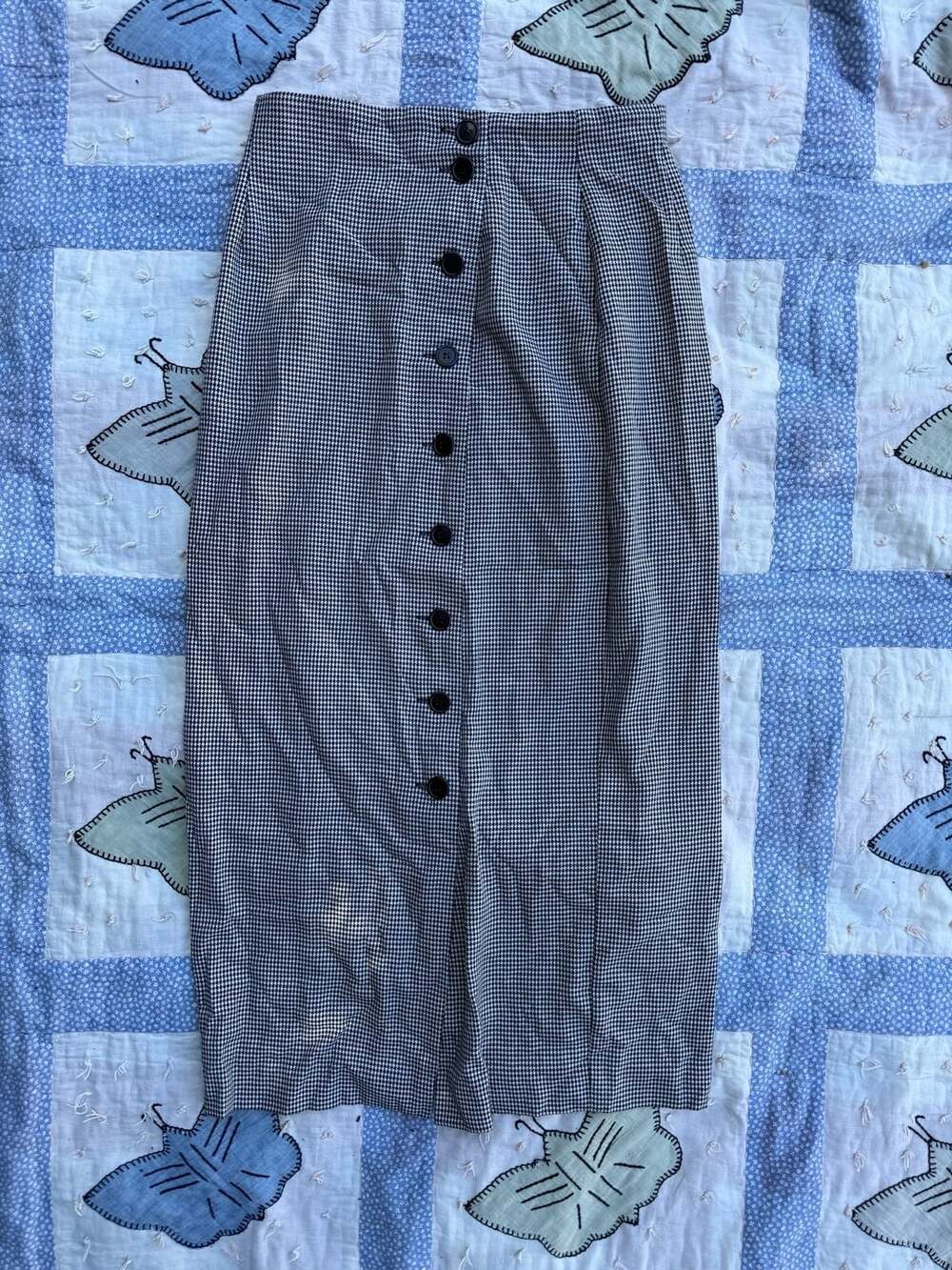 Vintage Missy Senoritas Houndstooth Button Front Midi Skirt